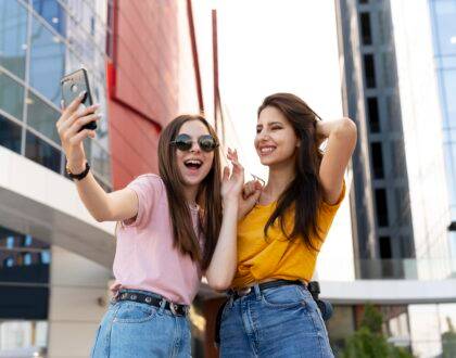 Influencer Marketing in Toronto: Finding the Right Partners