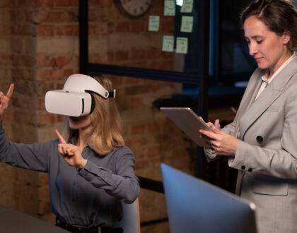 Augmented Reality (AR) and Virtual Reality (VR) in Mississauga Marketing 4 Augmented Reality (AR) and Virtual Reality (VR) in Mississauga Marketing