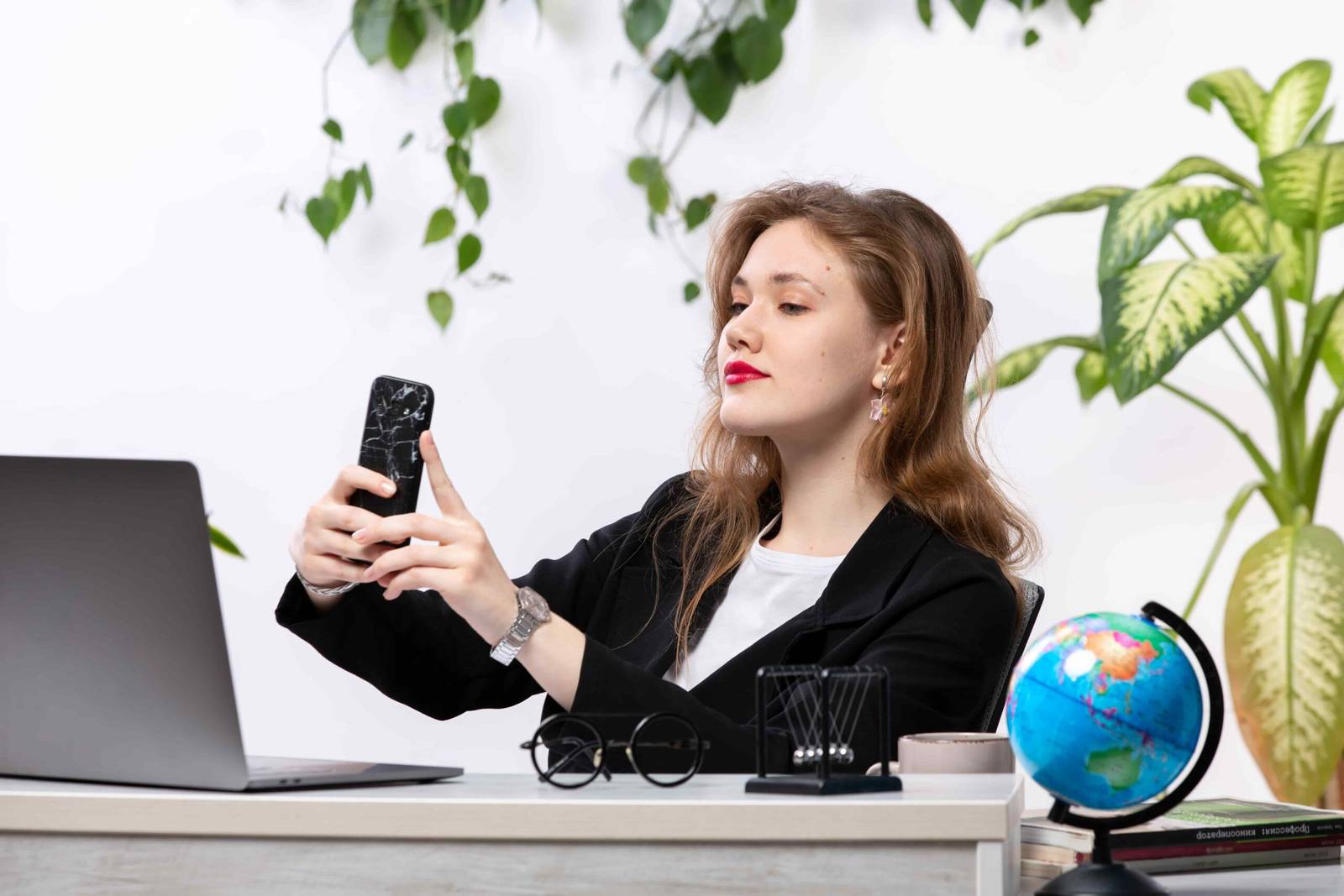 How to Measure Your Social Media ROI in Canada 2 Social Media ROI in Canada
